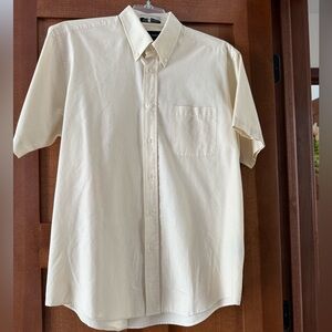 Croft & Barrow Cream Casual Button Down Shirt